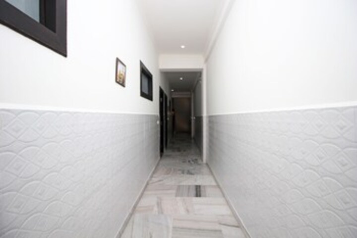 Ballroom/Hall 14 of 20
