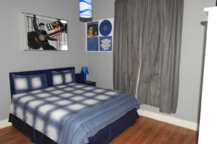 Room 120 of 204
