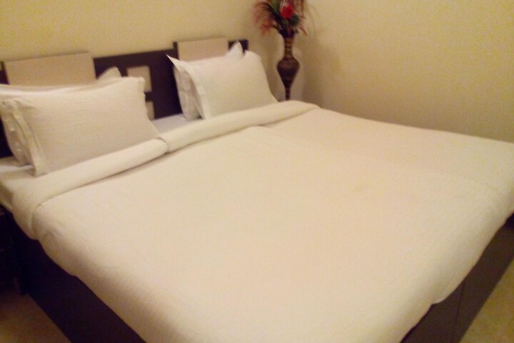 Room 10 of 57