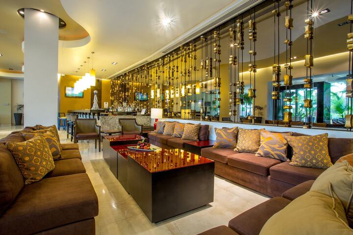 Hotel Interior 9 of 251
