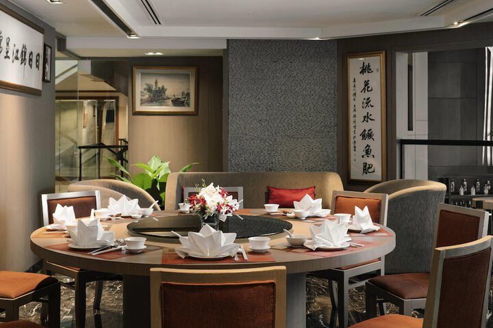 Dining 62 of 81