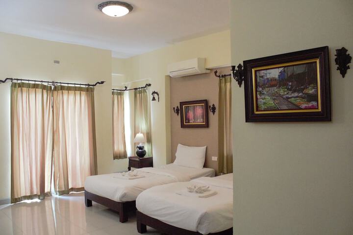 Room 26 of 60