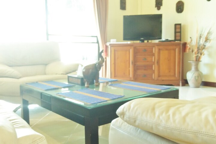 Room 27 of 60