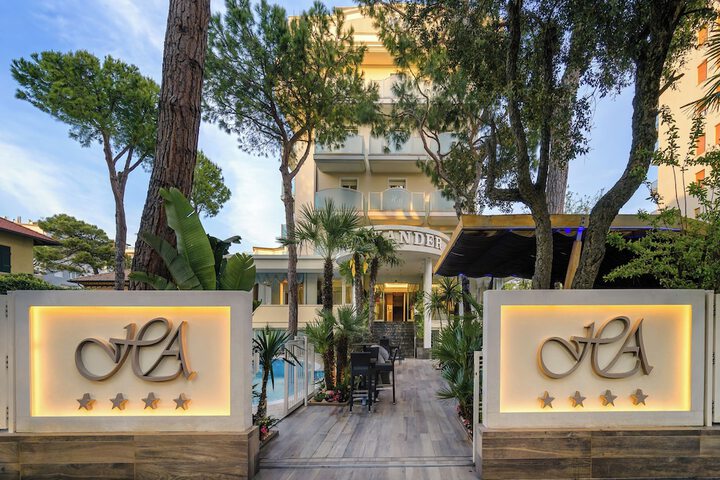 Hotel 99 of 99