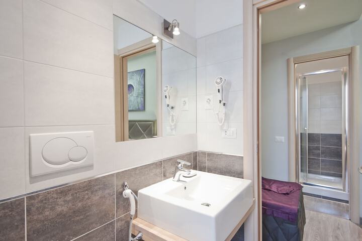 Bathroom Interior Photo