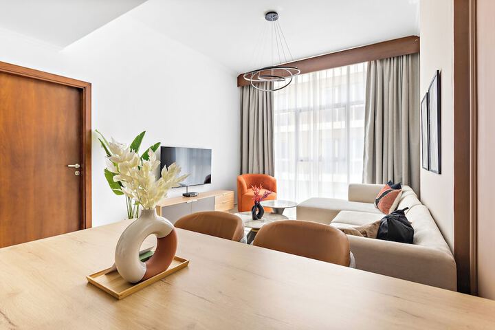 Room 52 of 75