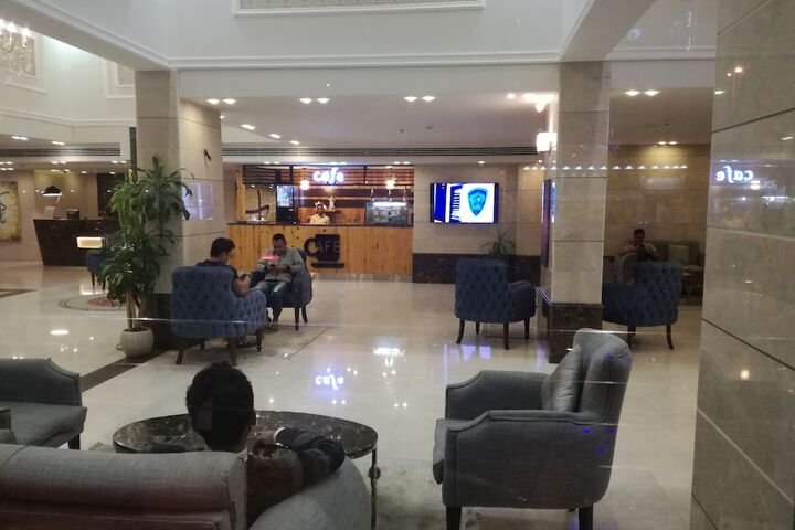 Guest Lobby