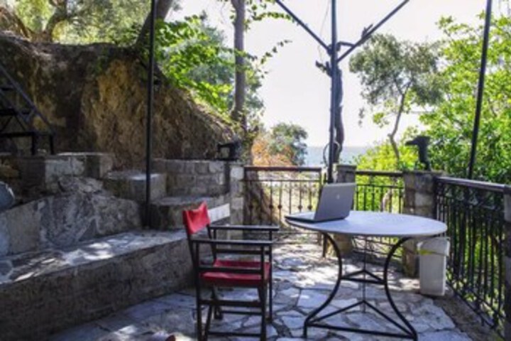 Terrace/Patio 3 of 42