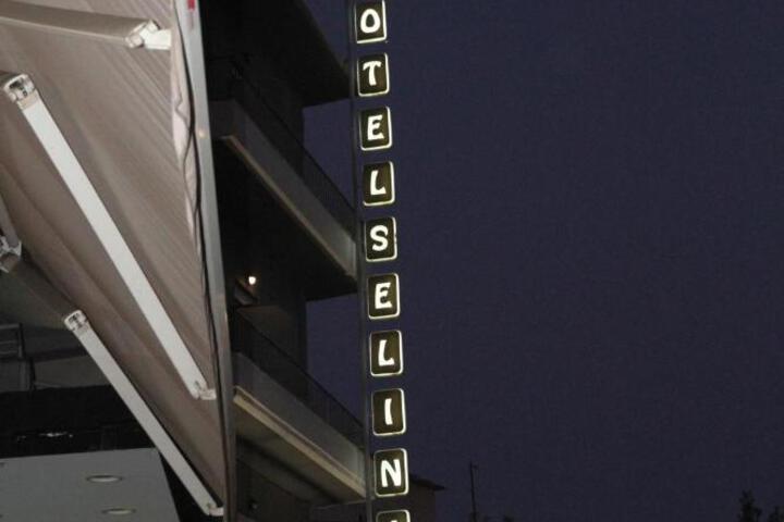 Hotel Selini