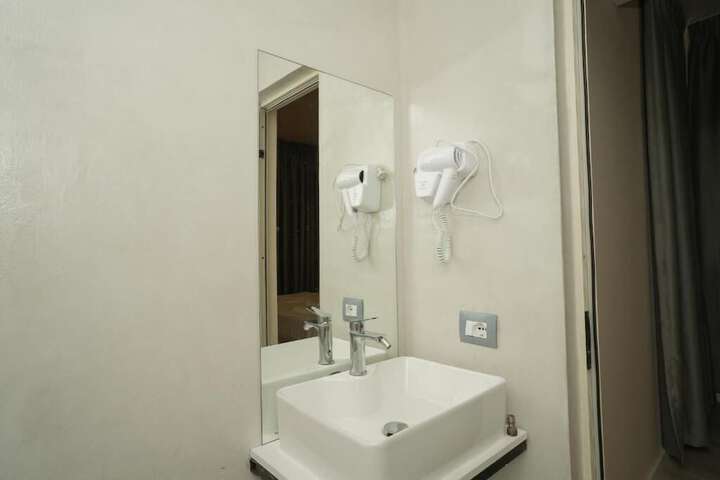 Room 14 of 41