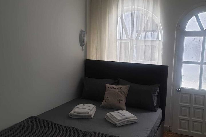 Room 4 of 31