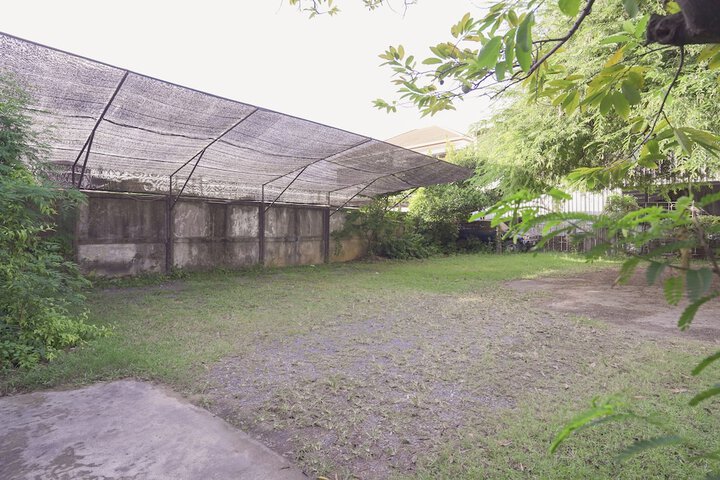 Property Grounds 18 of 20