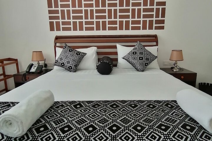 Room 6 of 31
