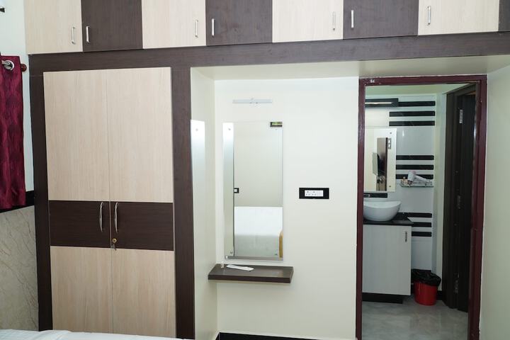 Room 56 of 73