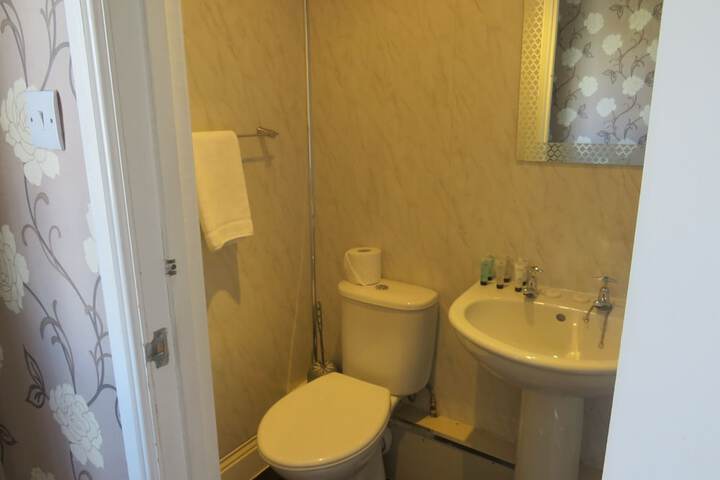 Room 21 of 39