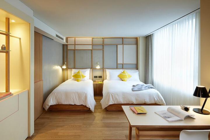Room 17 of 73