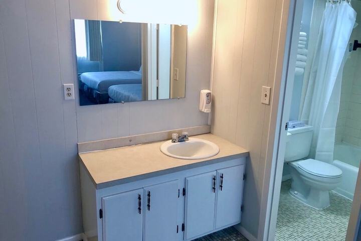 Room 40 of 59