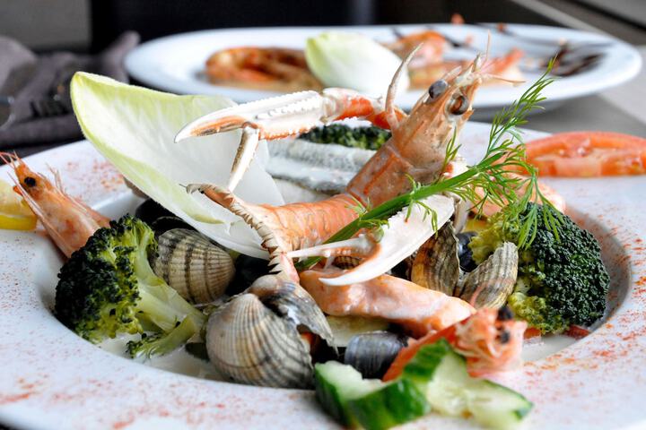 Dining Photos