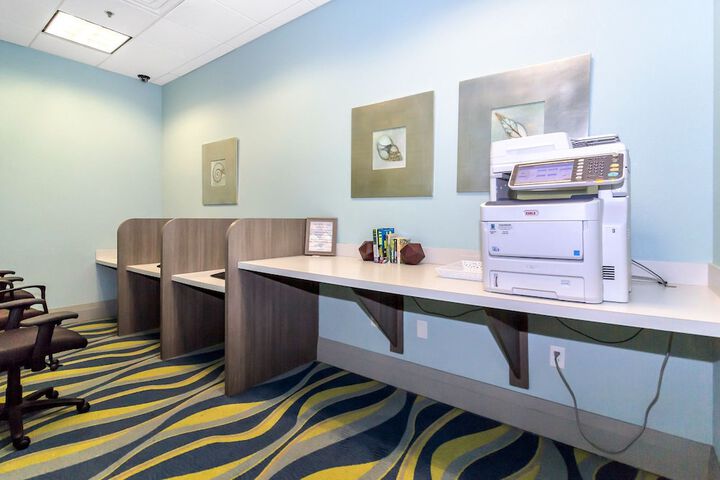 Business Center 91 of 98