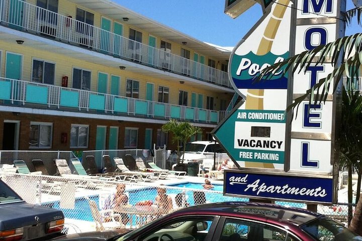 Hotel 51 of 53