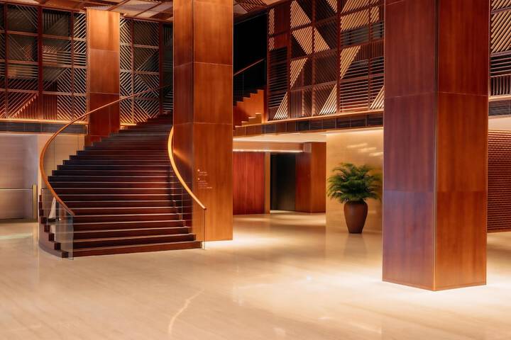 Hotel Lobby