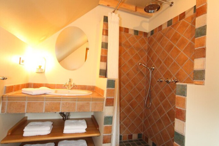 Room 15 of 58
