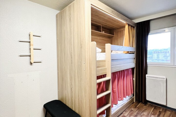 Room 11 of 55