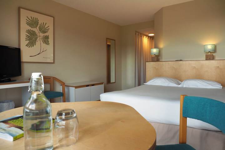 Room 3 of 23