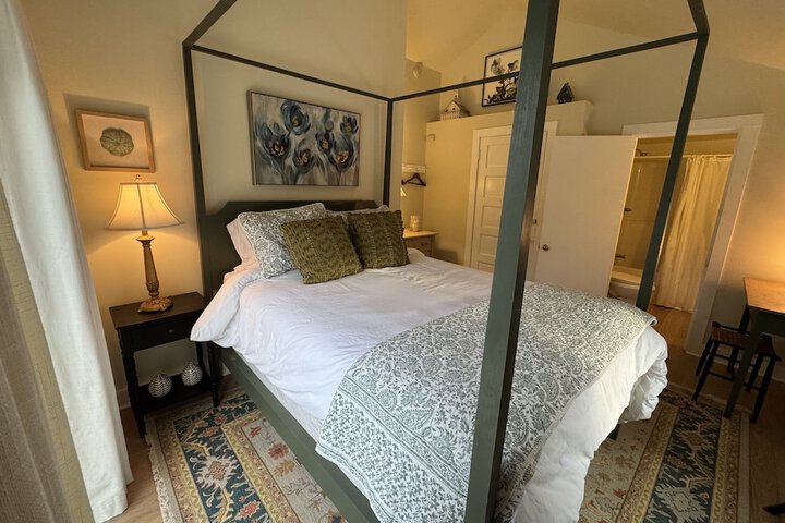 Room 46 of 182