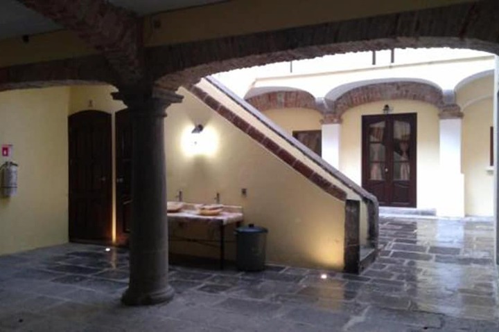 Terrace/Patio 37 of 43