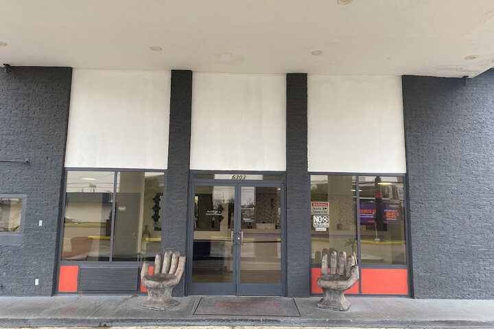 Exterior of Hotel 10 Extended Stay
