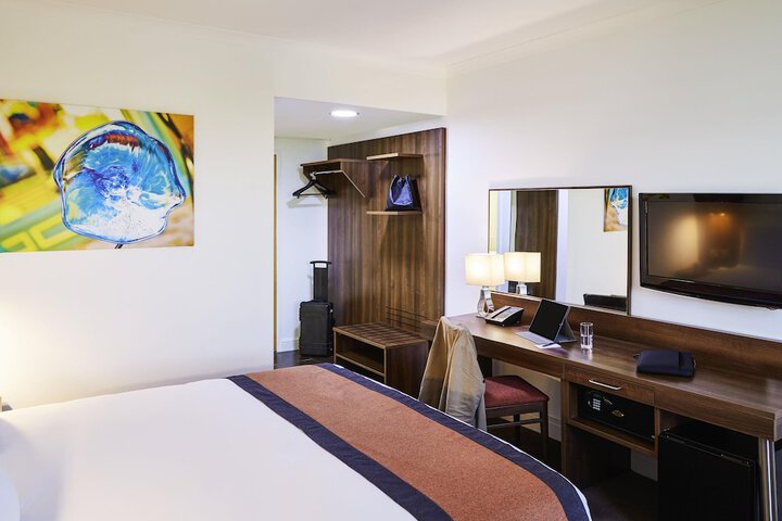 Room 7 of 47
