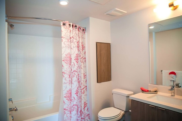 Room 19 of 35