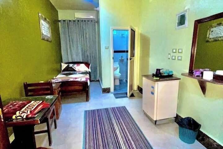 Room 15 of 19