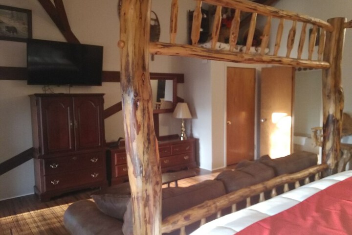 Room 6 of 89
