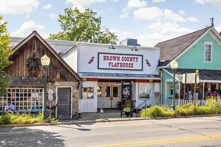 Entertainment 50 of 62