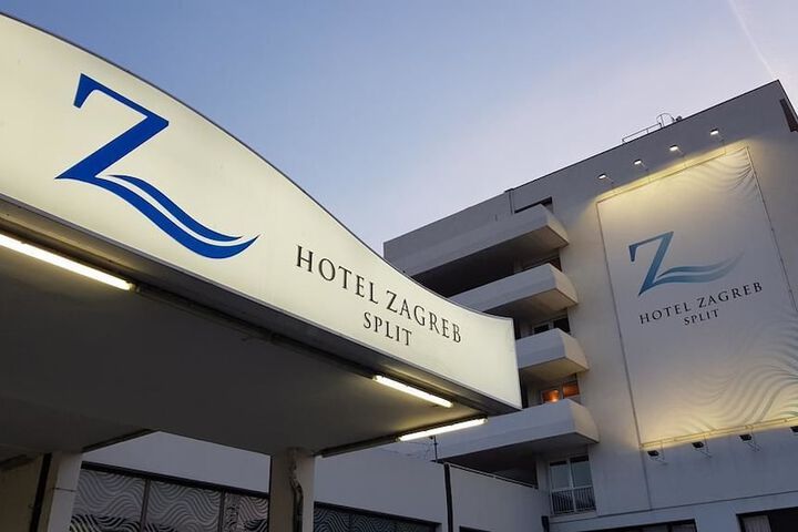 Hotel 37 of 49