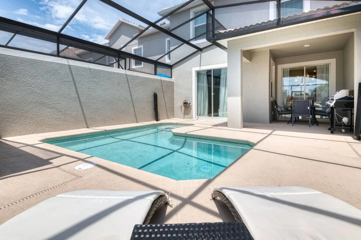 Pool 11 of 13