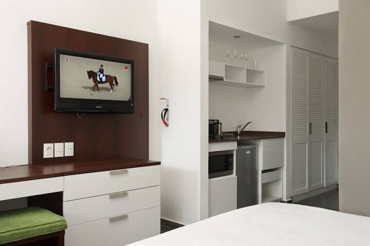 Room 3 of 47