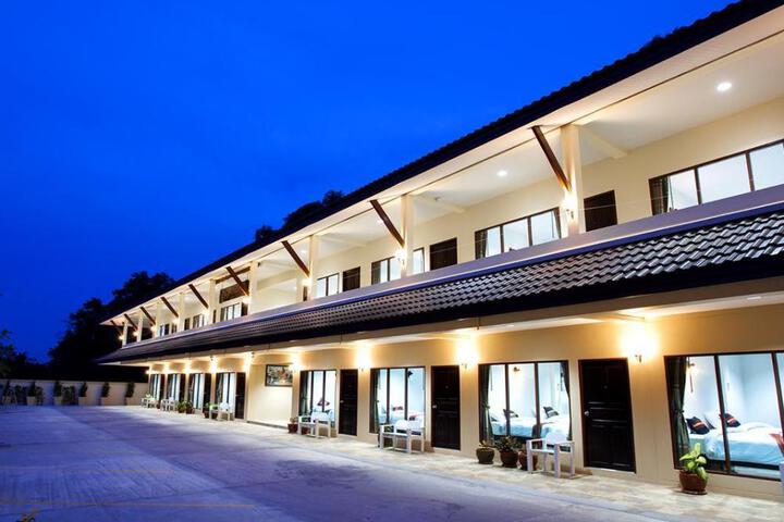 Baan Supannikar Boutique Hotel