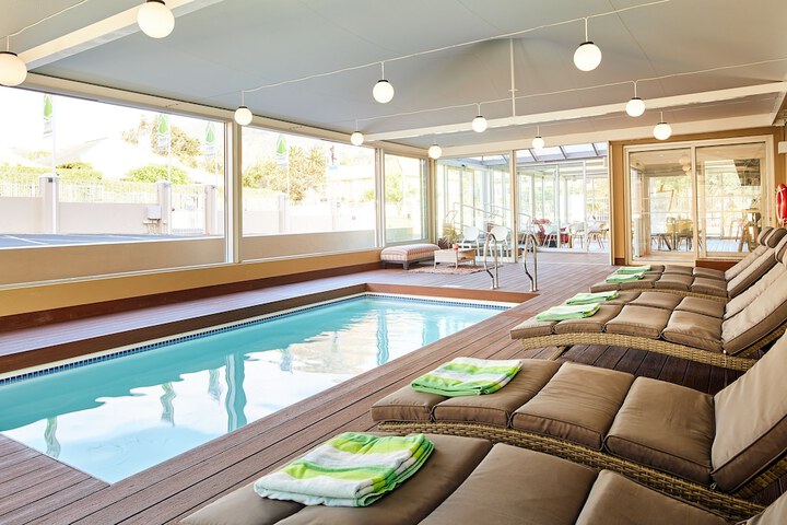 Hotel with Pool