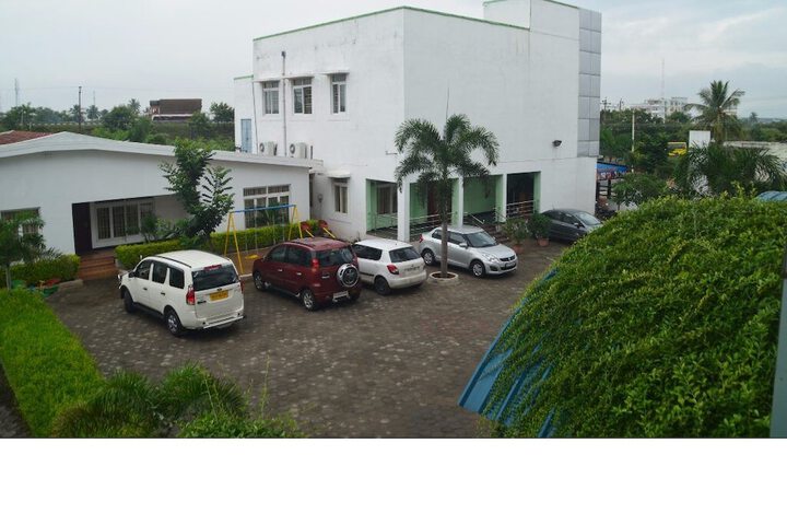 Property Grounds 16 of 18