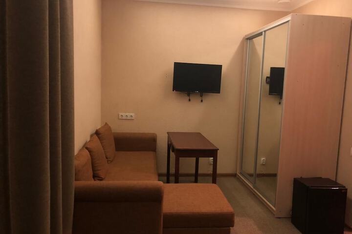 Room 80 of 81
