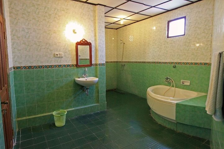 Bath Photo