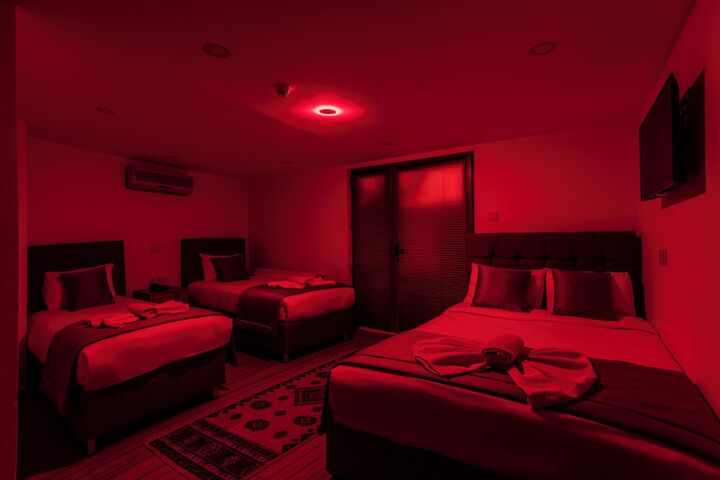 Room 28 of 71