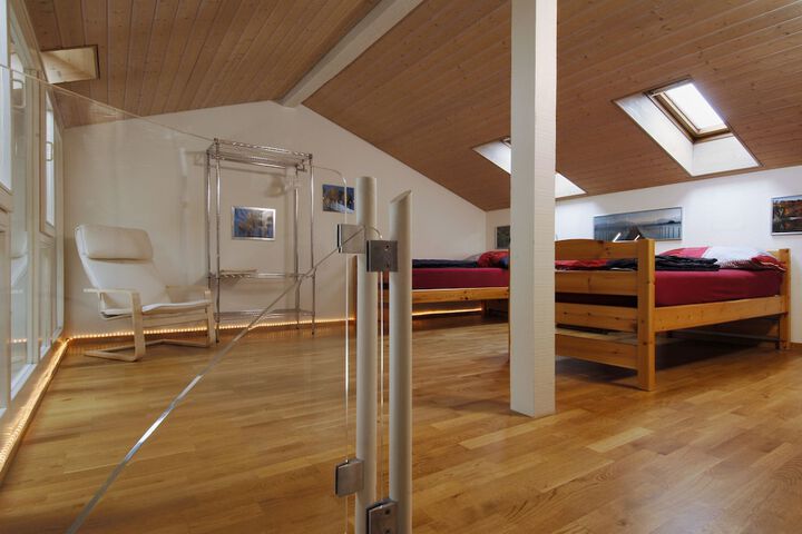 Room 5 of 42