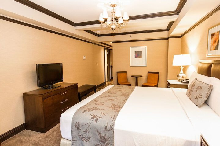 Room 9 of 21