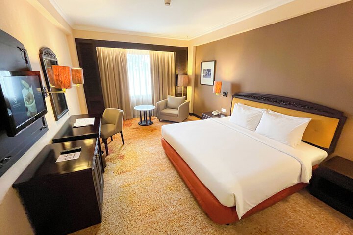 Room 10 of 52