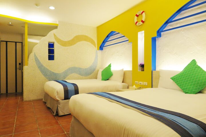 Room 10 of 46