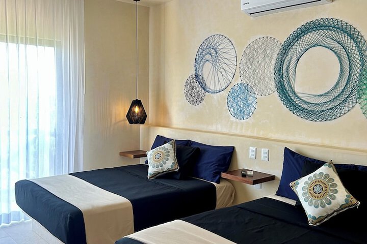 Room 115 of 321